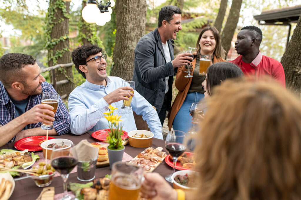 The Best Food Near Sentelle Grove: A Local’s Guide to Hendersonville’s Mountain Dining Scene